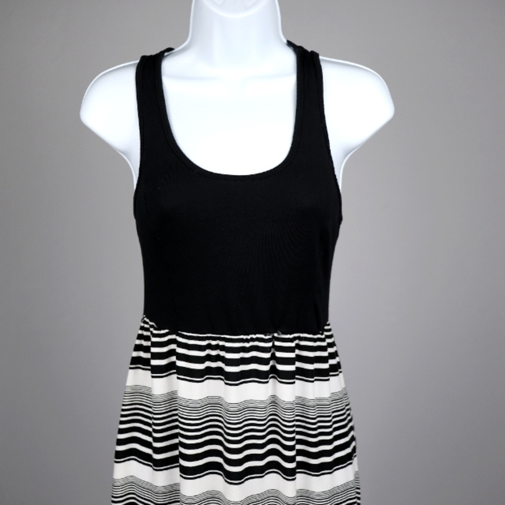 Mudd Womens Size S White Black Stripe dress